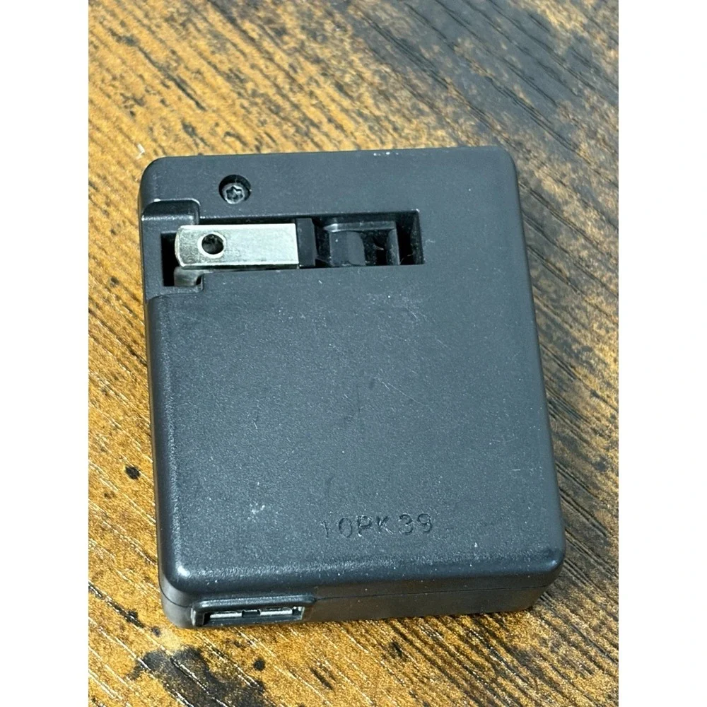 Nikon EH-68P Battery Charger for Coolpix S3000/4000/6000/8000/8100